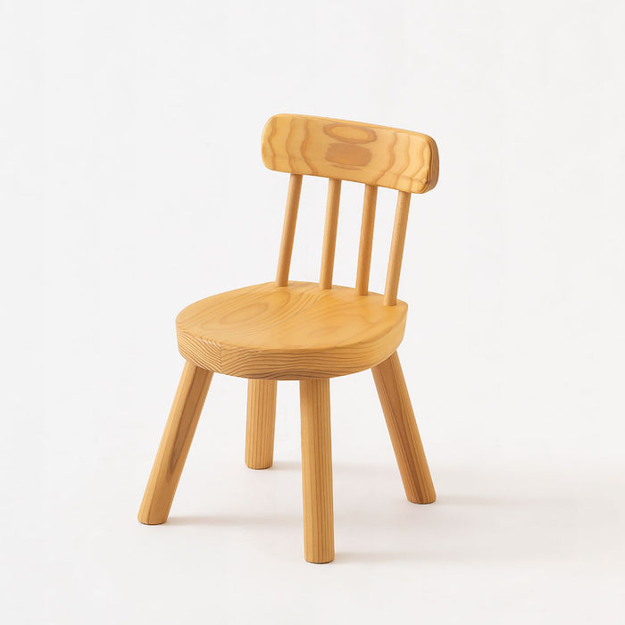 キッズチェア（Arda Kid's Chair）/スギ（板目材 節入り）